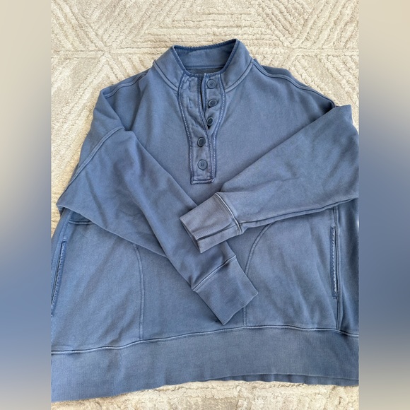 aerie Tops - Aerie Oversized Henley Sweatshirt - Size XL